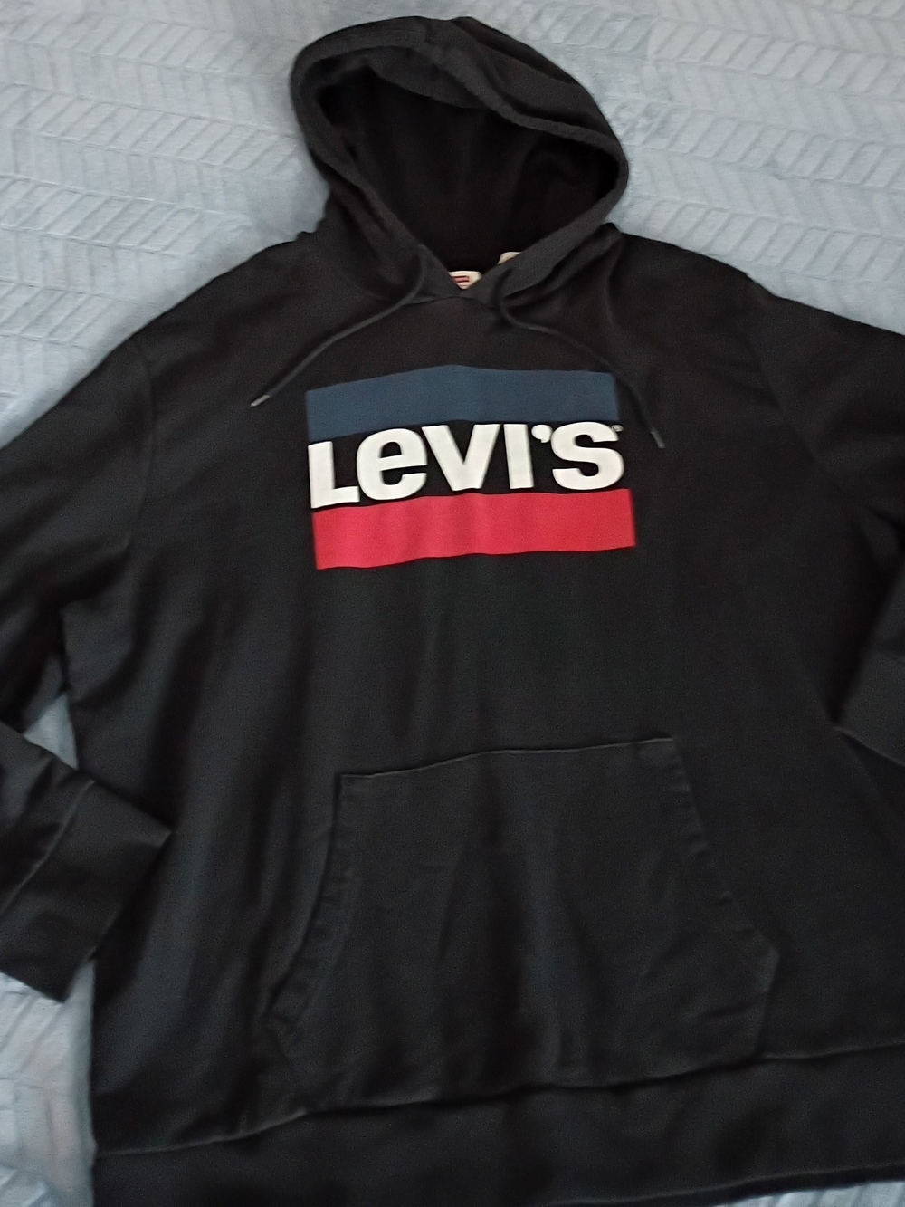Levi's Men's Black Hoodie with Logo Stripe XXL